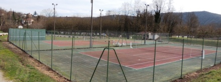 Douelle - Courts de tennis