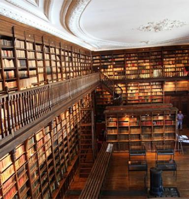 Bibliothèque Patrimoniale et de Recherche