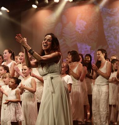  spectacle _ Nora_©Laurent Gambarelli 