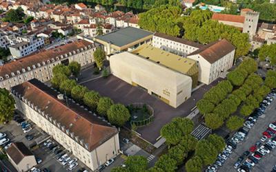 Le Grand Palais place Bessières - Photo de drone - Pierre Lasvenes