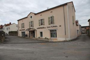 Bibliothèque et espace multimédia de Mercuès