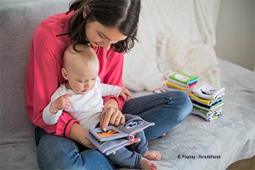 Lire avec bébé