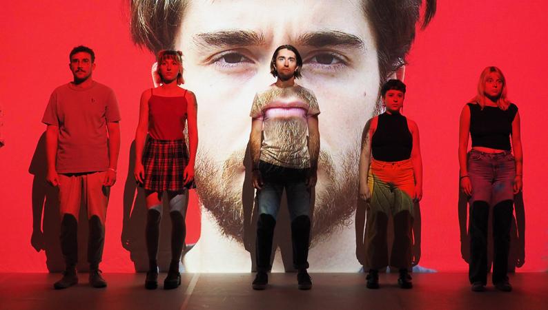 Entrée des Artistes au Théâtre